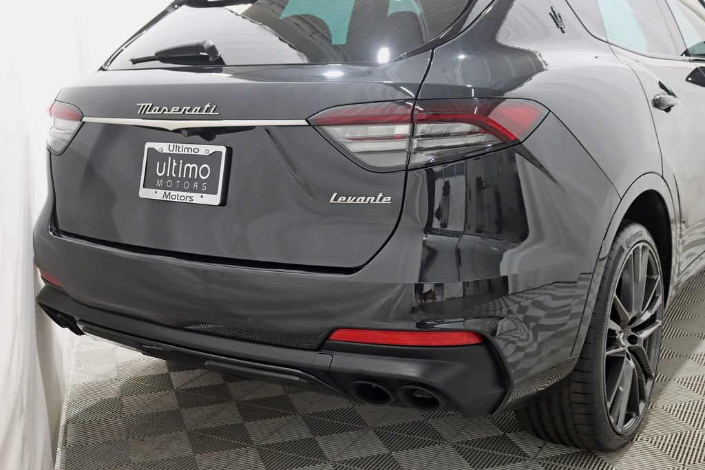 Used 2022 Maserati Levante Modena S AWD/4WD image 14