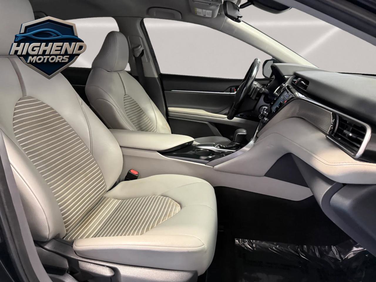 Used 2019 Toyota Camry SE image 19