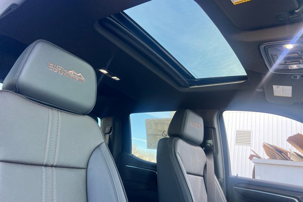 New 2026 Chevrolet Silverado 1500 High Country image 13