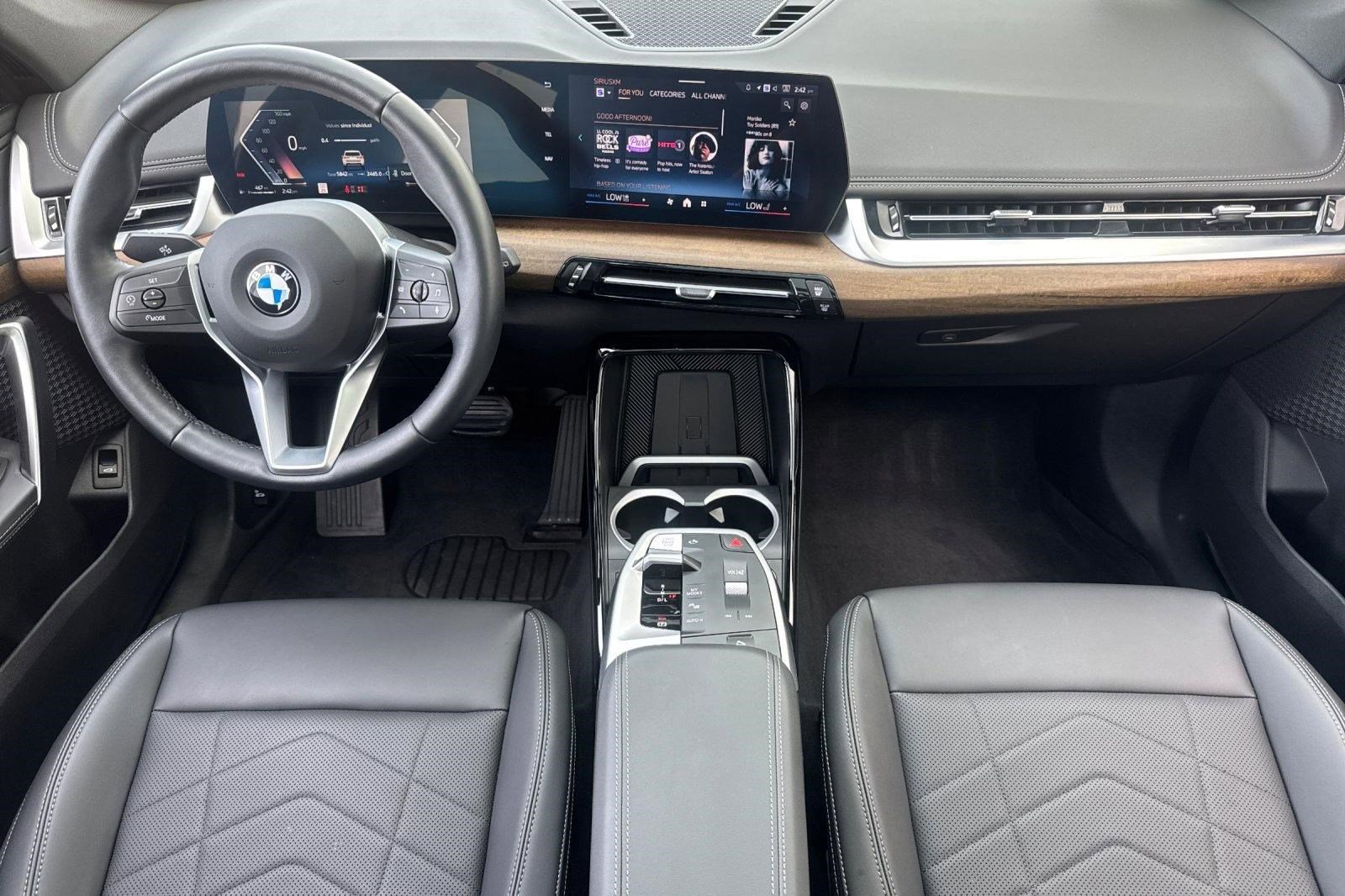 Used 2025 BMW X1 xDrive28i w/ Convenience Package image 16