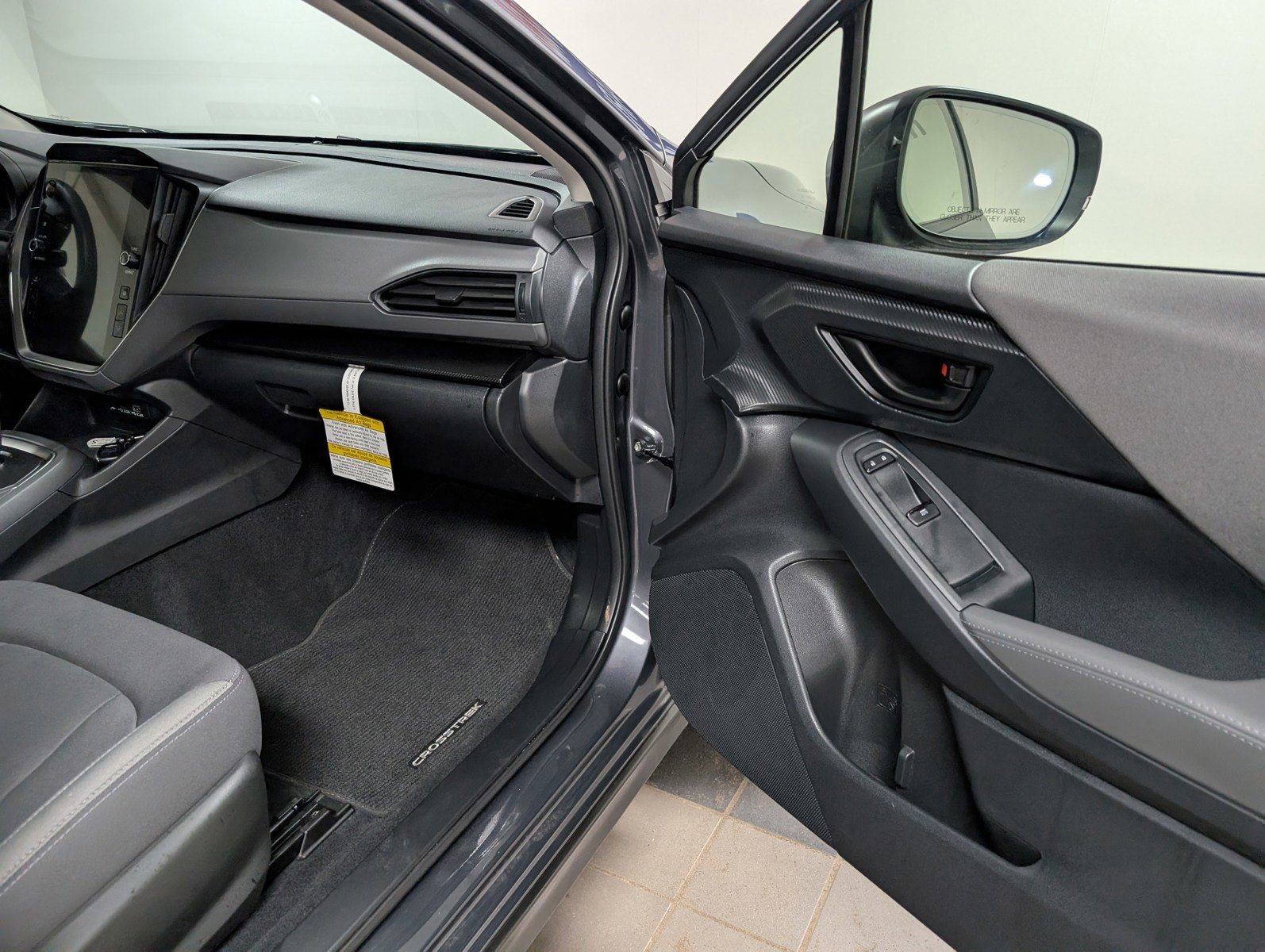 Certified 2025 Subaru Crosstrek 2.0i Premium image 30