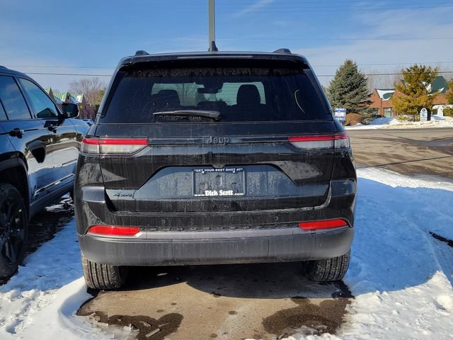 New 2026 Jeep Grand Cherokee Altitude AWD/4WD image 6