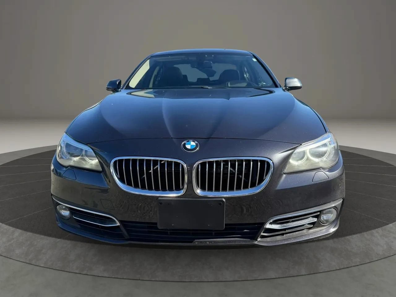 Used 2016 BMW 535i xDrive Sedan AWD/4WD image 2