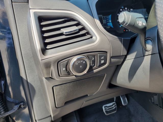 Used 2024 Ford Edge ST-Line AWD/4WD image 13