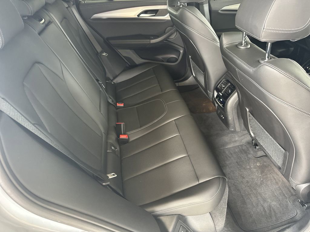 Used 2024 BMW X4 M40i w/ Premium Package image 35