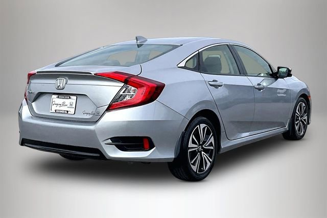 Used 2018 Honda Civic EX-T image 5