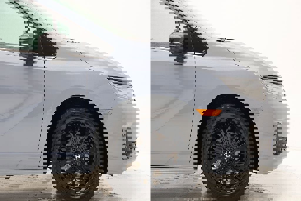 Used 2025 Honda Odyssey Sport-L image 4