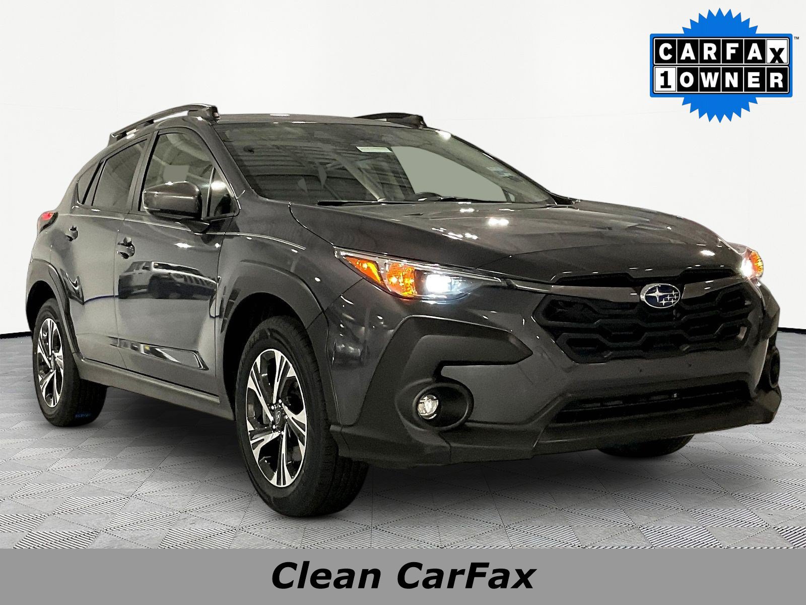 Used 2024 Subaru Crosstrek 2.0i Premium AWD/4WD image 3