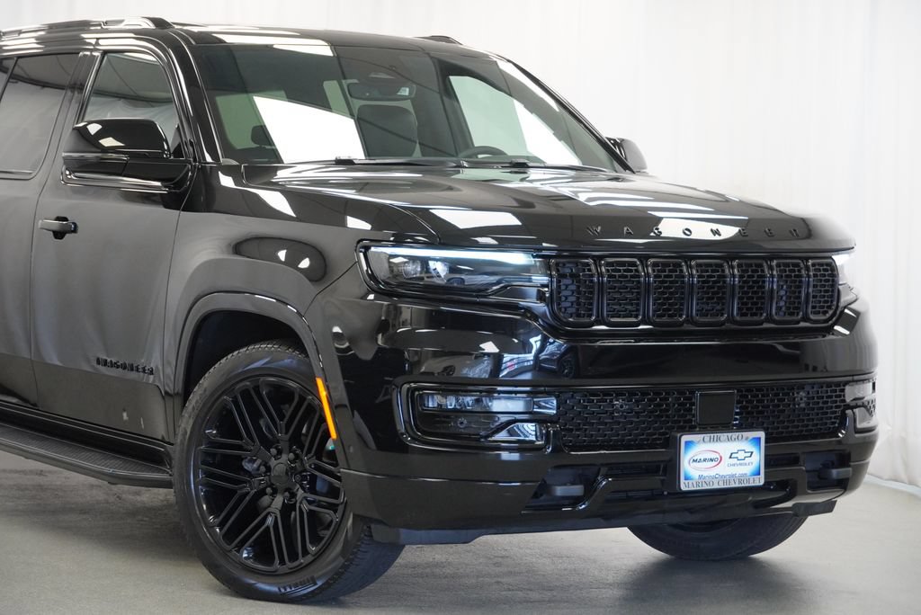 Used 2024 Jeep Wagoneer L Series II AWD/4WD image 10
