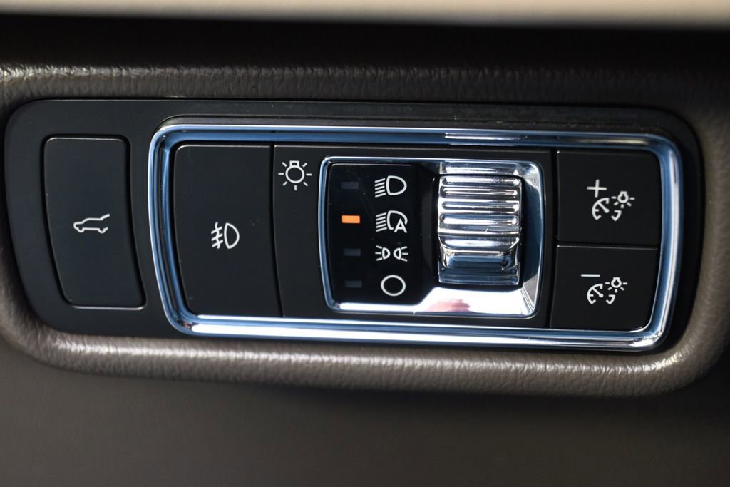 Used 2021 Lincoln Aviator Reserve w/ Equipment Group 202A image 25