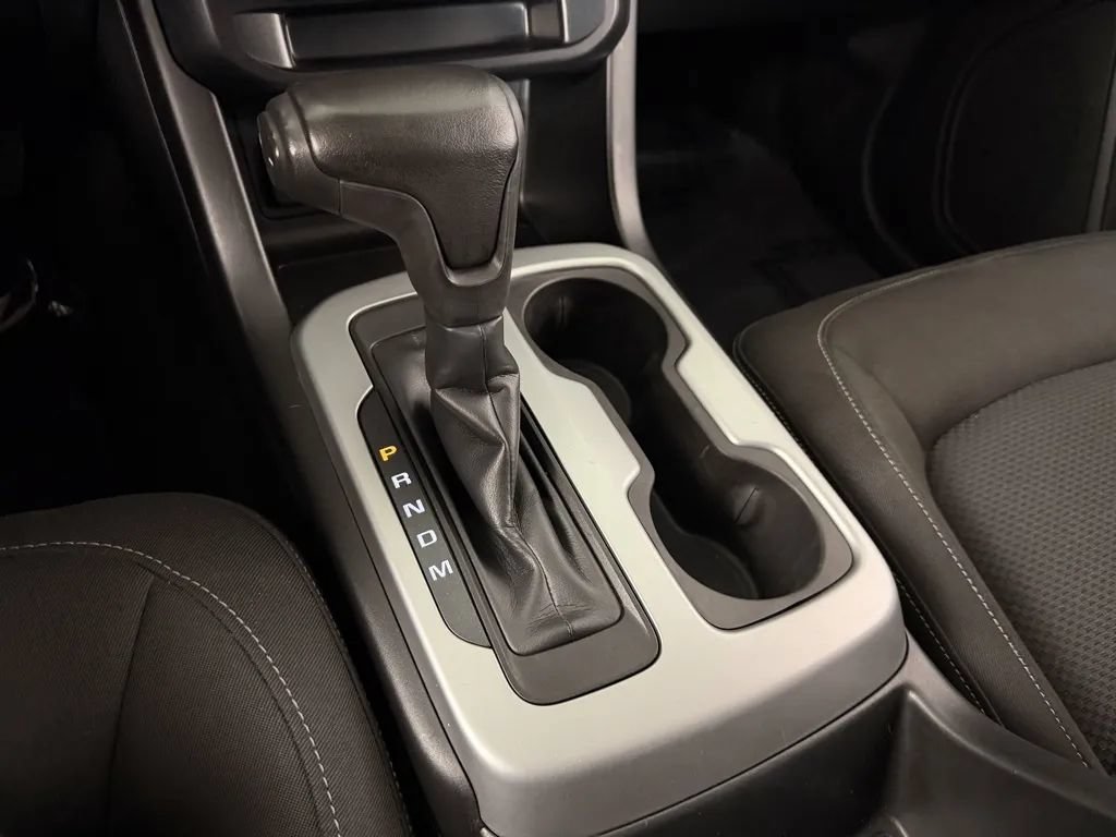 Used 2015 Chevrolet Colorado LT w/ LT Convenience Package AWD/4WD image 23