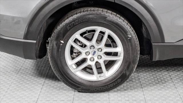 Used 2025 Ford Explorer Active RWD image 35