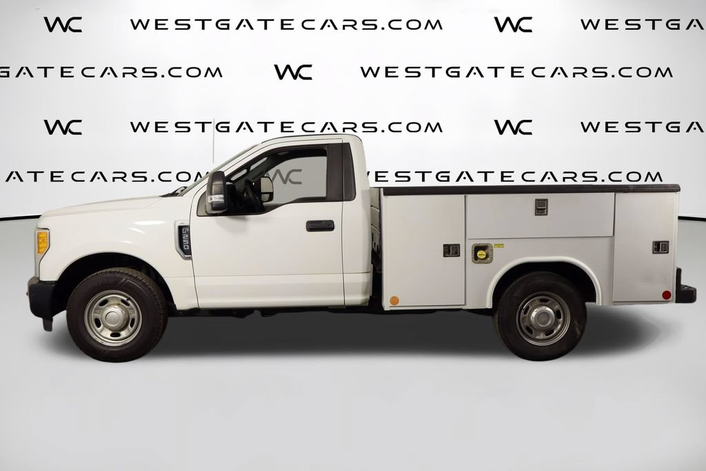 Used 2017 Ford F250 XL w/ Power Equipment Group RWD image 5