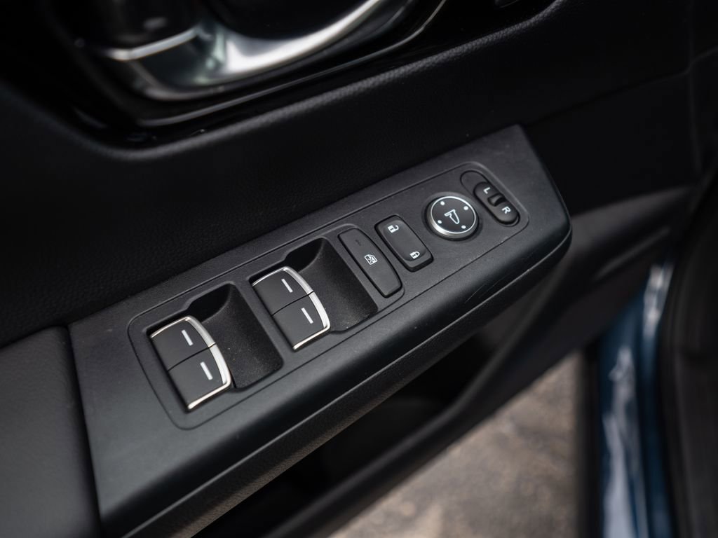 Used 2025 Honda CR-V Sport Touring image 25