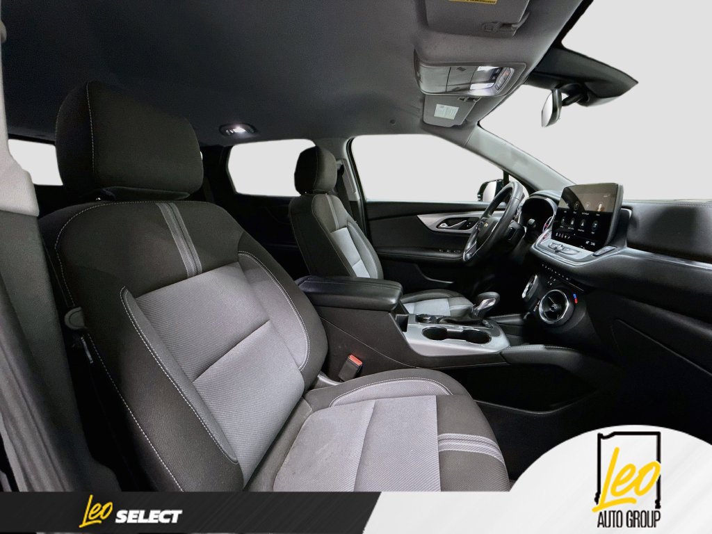 Used 2023 Chevrolet Blazer LT FWD image 27