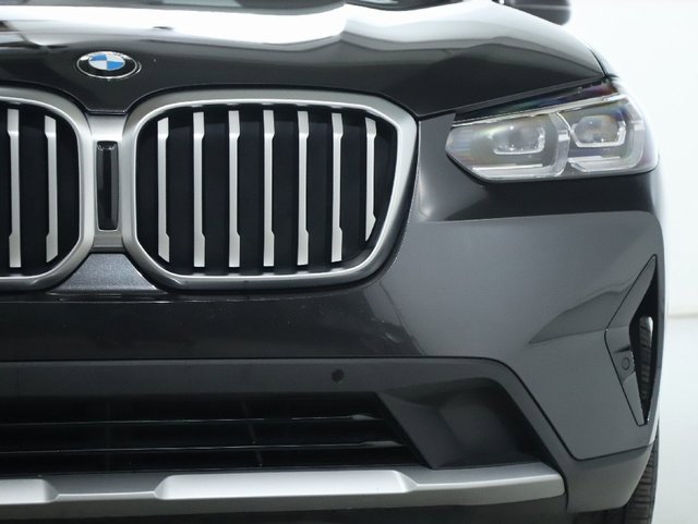Certified 2024 BMW X3 xDrive30i w/ Premium Package image 7