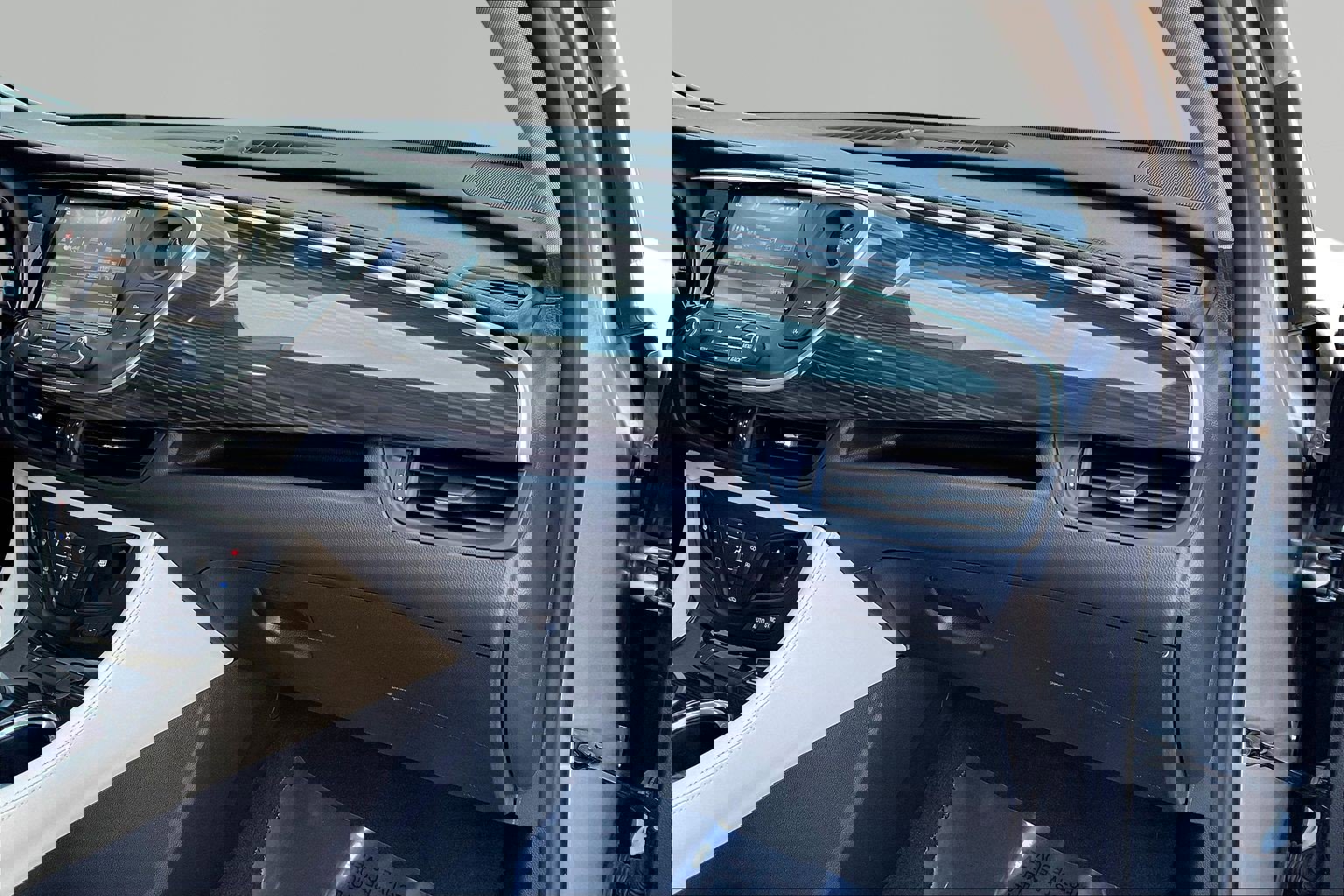 Used 2020 Buick Envision Essence FWD image 26