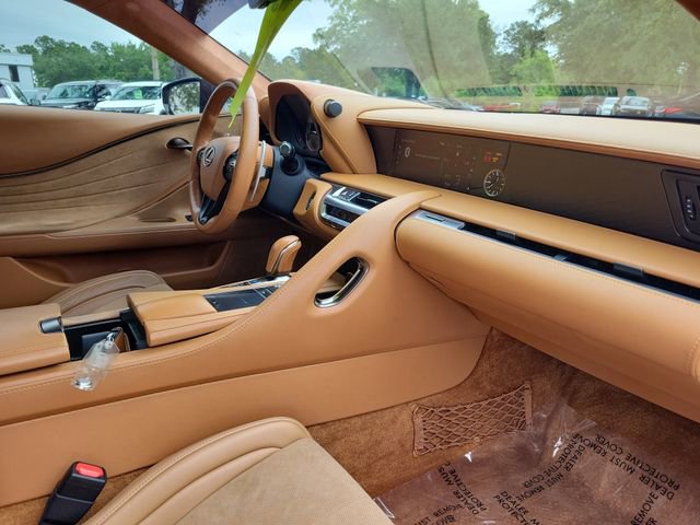 Used 2018 Lexus LC 500 Coupe w/ Performance Package RWD image 27