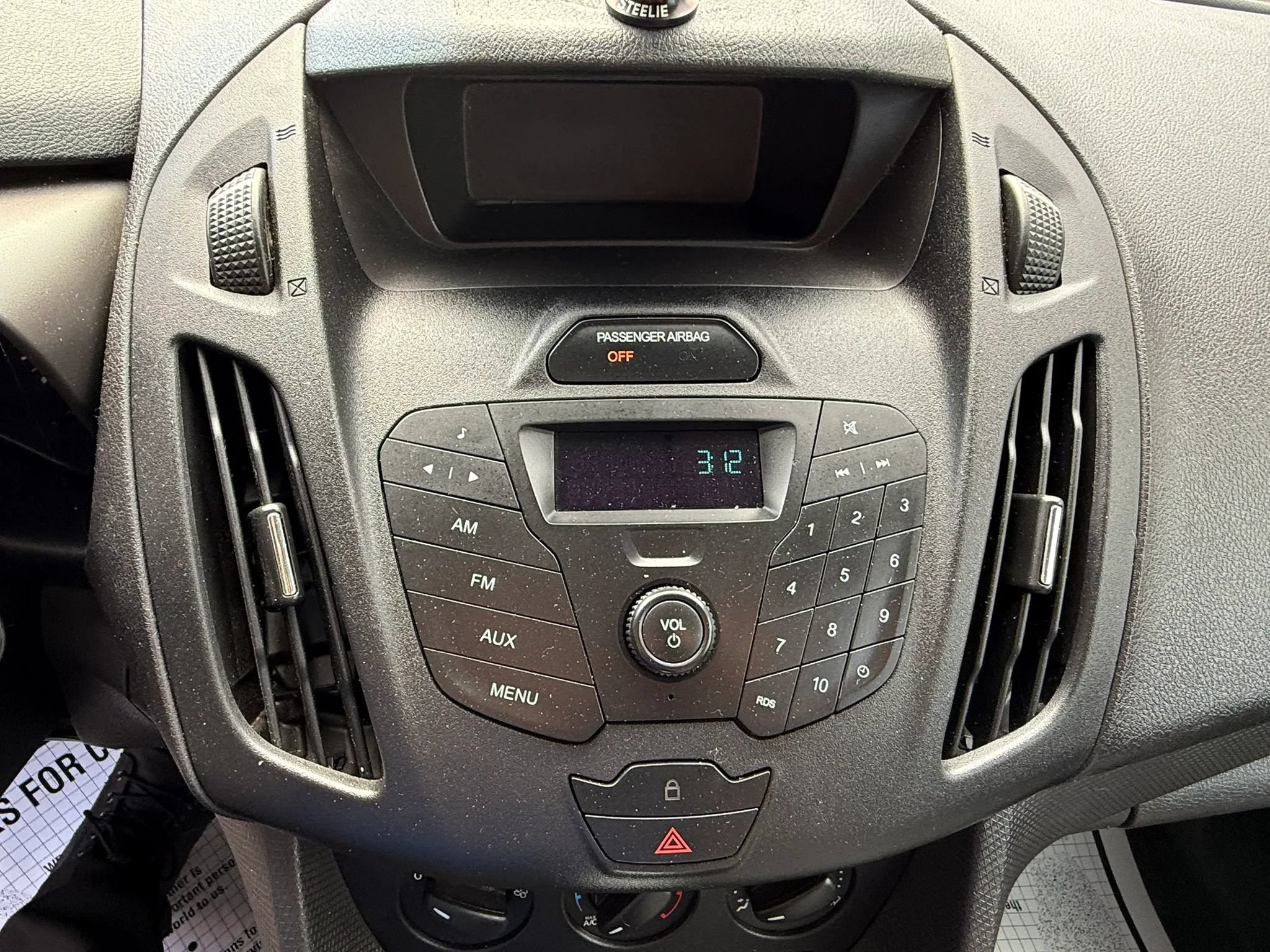 Used 2015 Ford Transit Connect XL FWD image 8