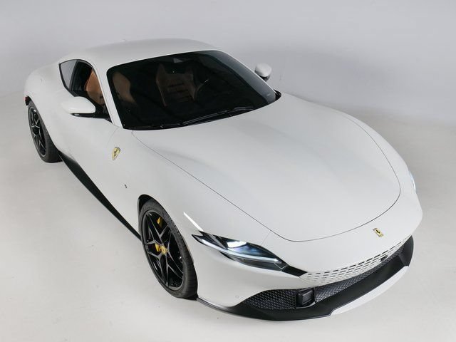 Used 2022 Ferrari Roma RWD image 32