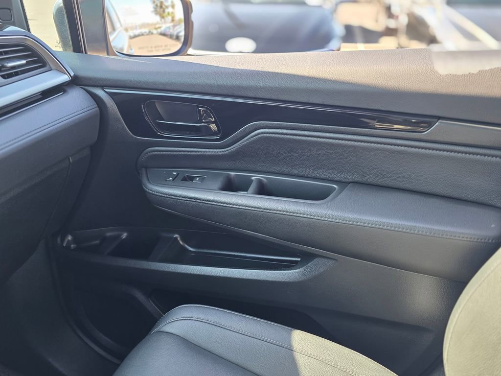 Used 2024 Honda Odyssey Touring image 32