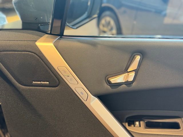 New 2026 BMW iX xDrive45 image 17