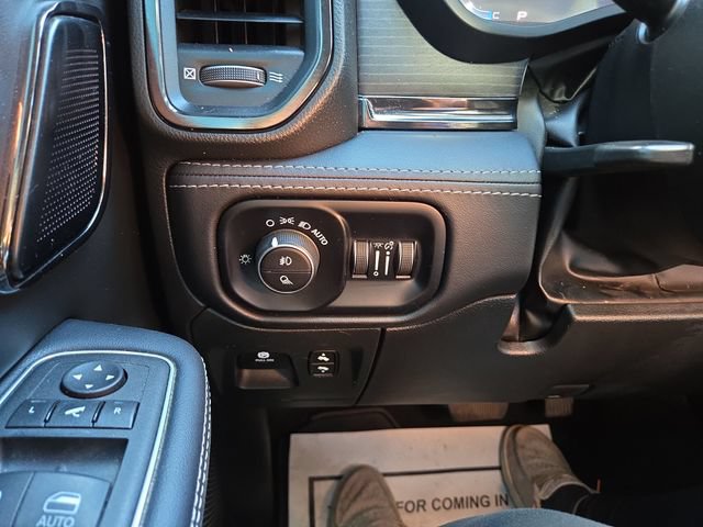 Used 2024 RAM 1500 Limited AWD/4WD image 21