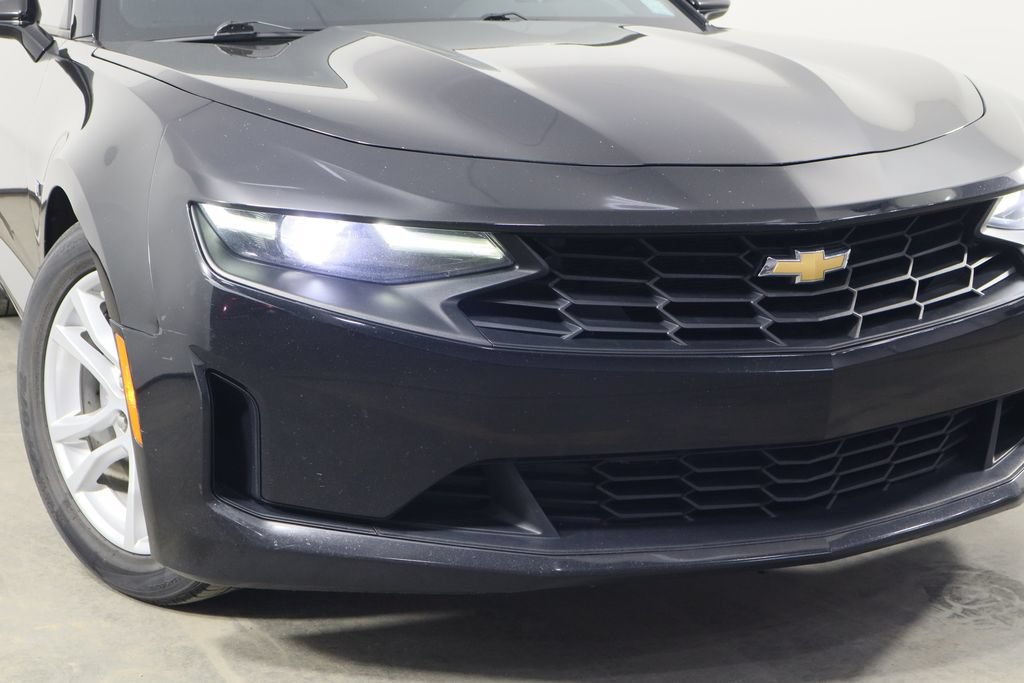 Used 2020 Chevrolet Camaro LS RWD image 42