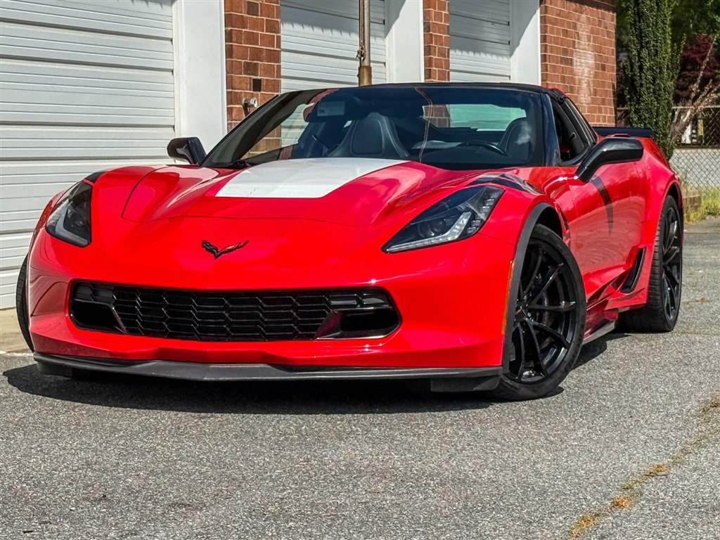 Used 2019 Chevrolet Corvette Grand Sport RWD image 11