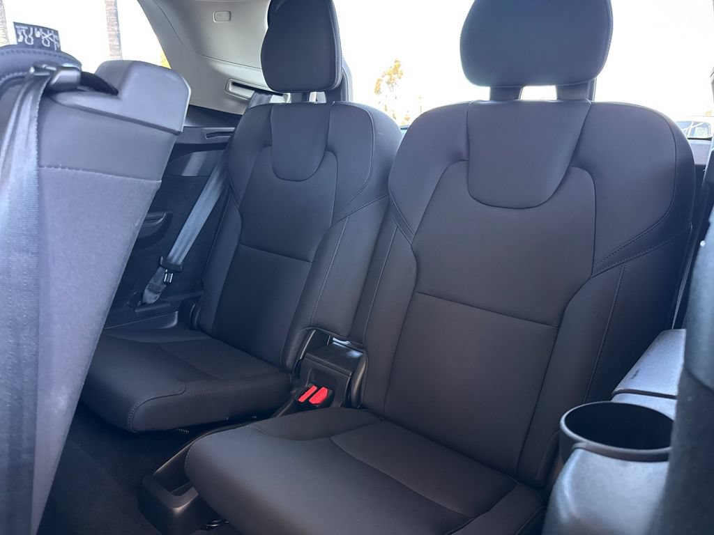 New 2026 Volvo XC90 B5 Core AWD/4WD image 14