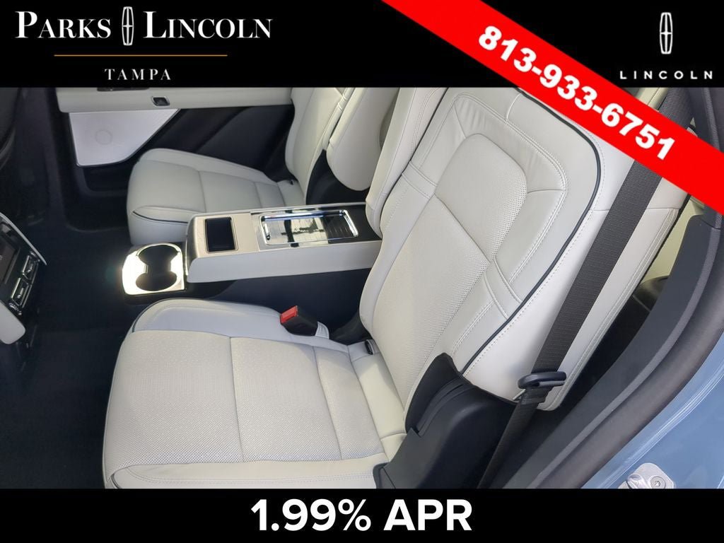 Certified 2025 Lincoln Aviator Black Label w/ Jet Appearance Package AWD/4WD image 15