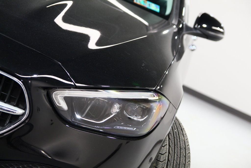 Certified 2025 Mercedes-Benz C 300 4MATIC Sedan image 7