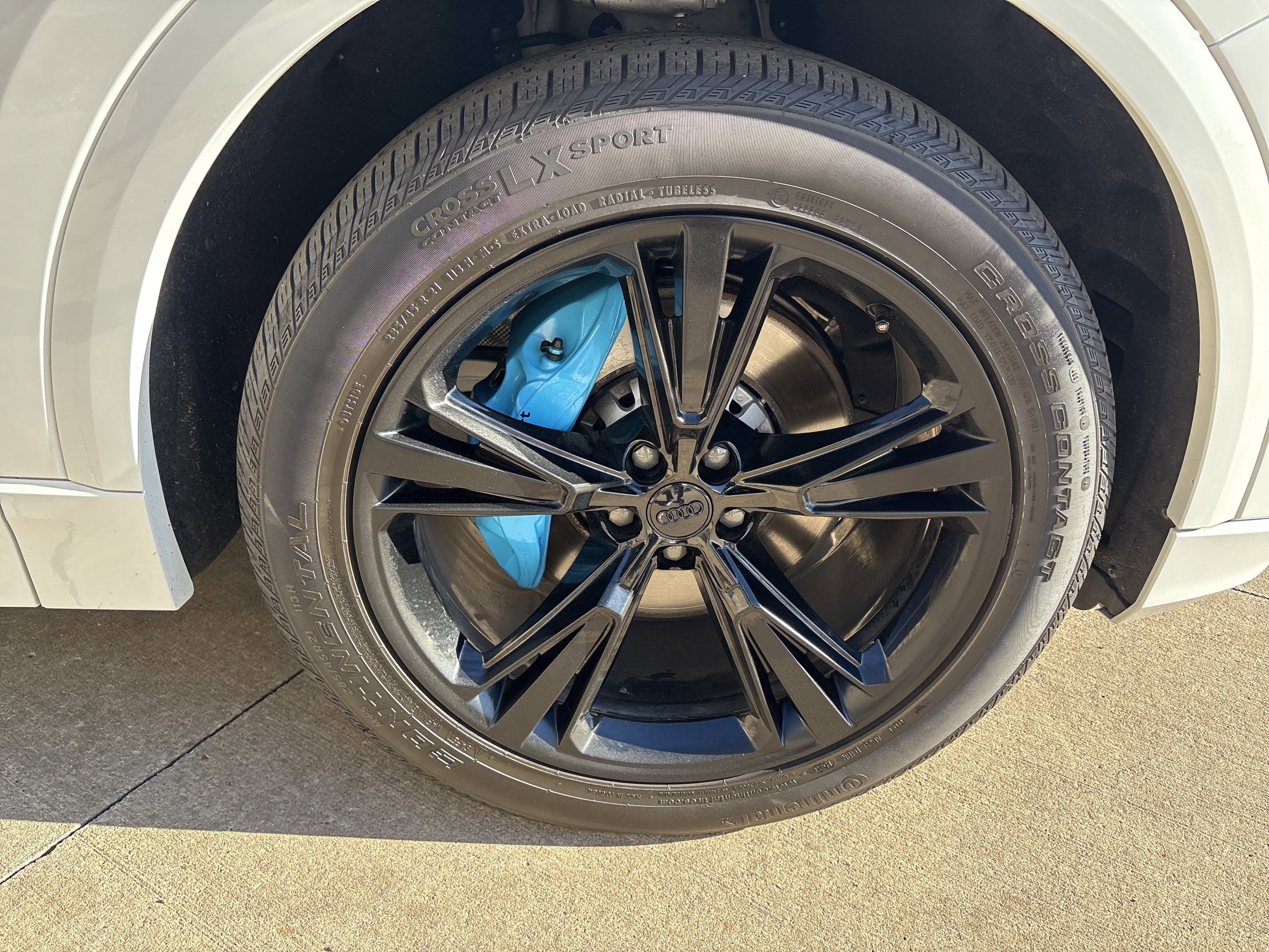 Used 2019 Audi Q8 Premium Plus w/ Premium Plus image 13