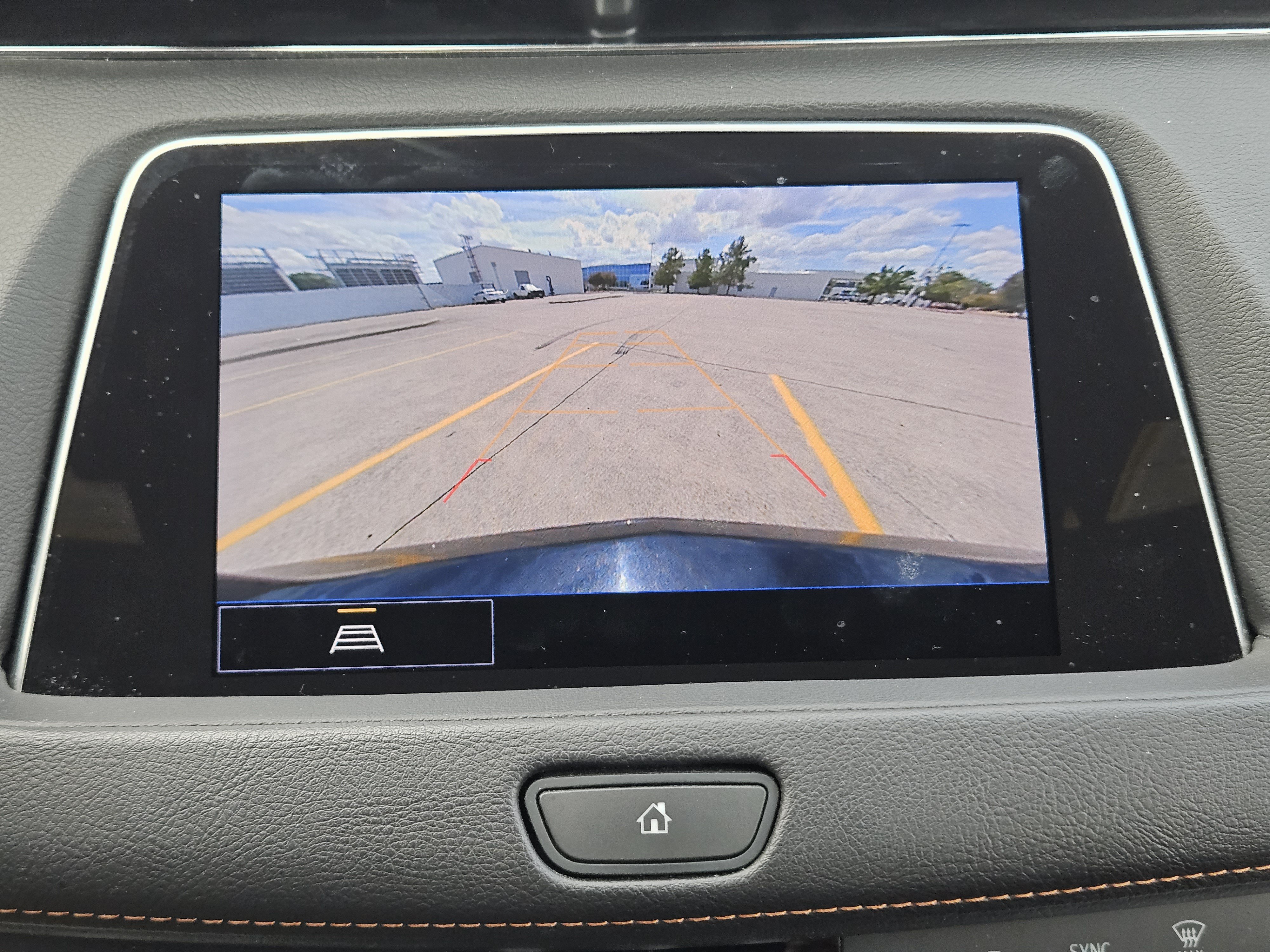 Used 2023 Cadillac XT4 Sport w/ Cold Weather Package FWD image 10