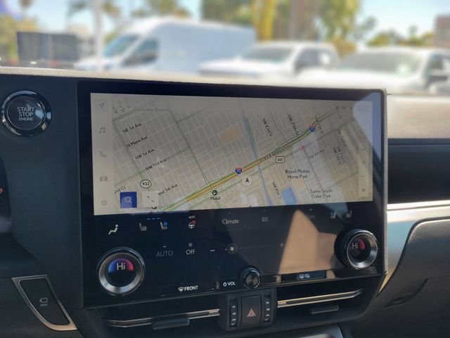 Used 2024 Lexus GX 550 image 26