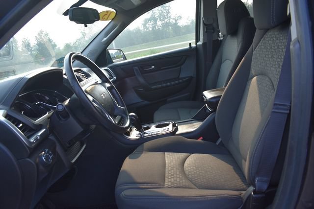 Used 2015 GMC Acadia SLE AWD/4WD image 19