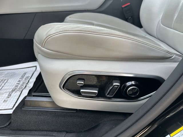 Used 2021 Jeep Grand Cherokee L Overland w/ Luxury Tech Group IV image 21