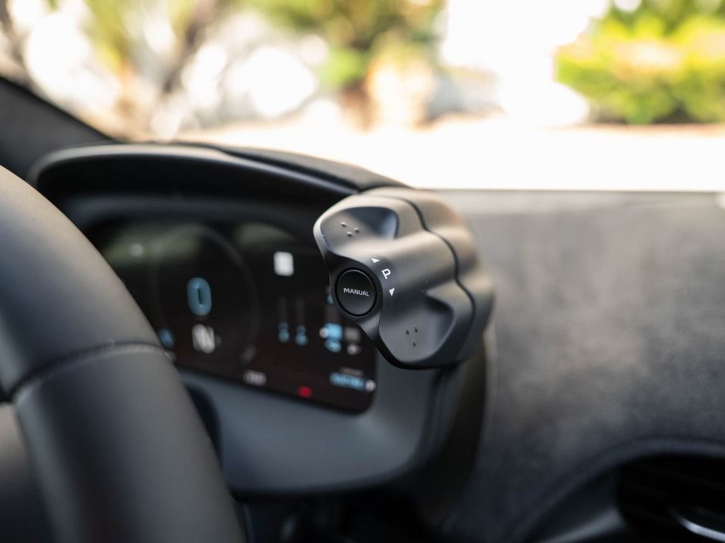 New 2026 McLaren Artura image 16