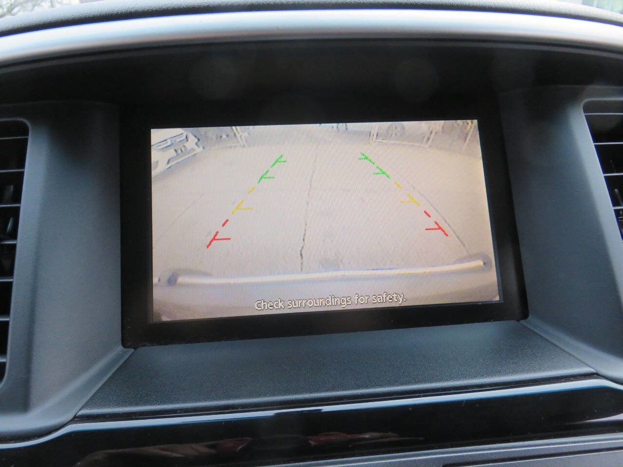 Used 2013 Nissan Pathfinder SV image 17