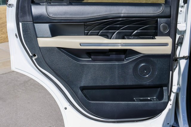 Used 2020 Ford Expedition Platinum image 15