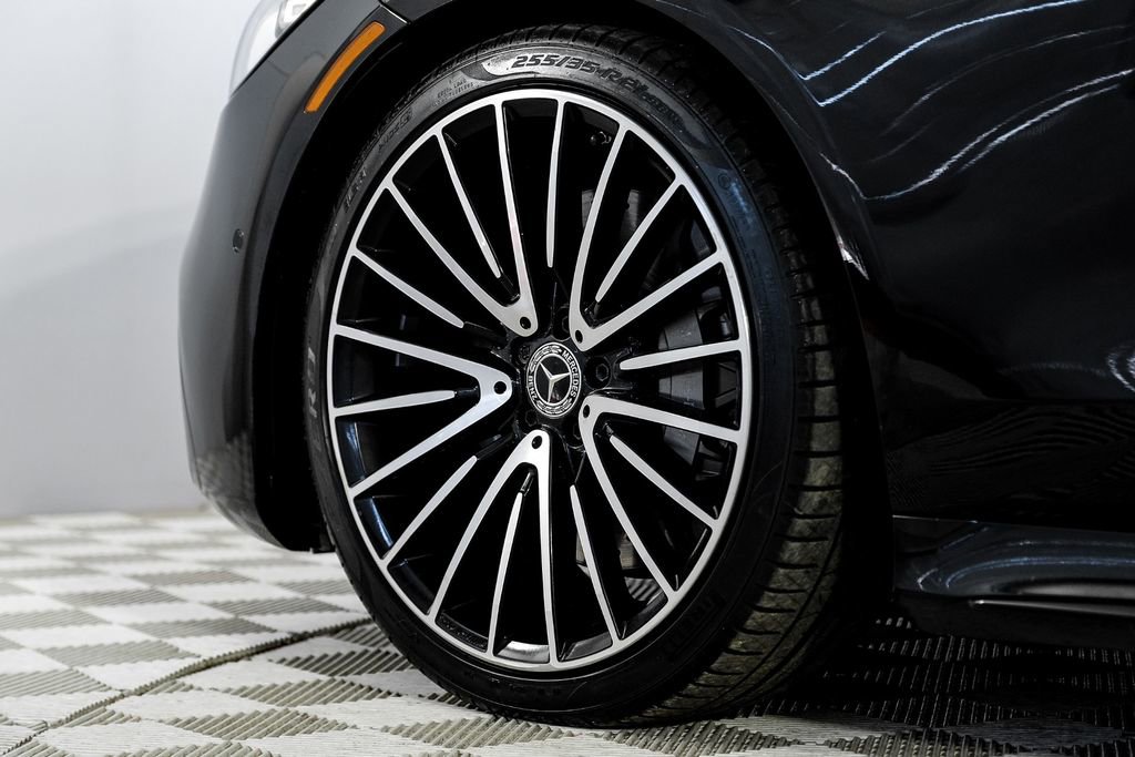 Used 2022 Mercedes-Benz S 580 4MATIC Sedan w/ AMG Line Package image 53