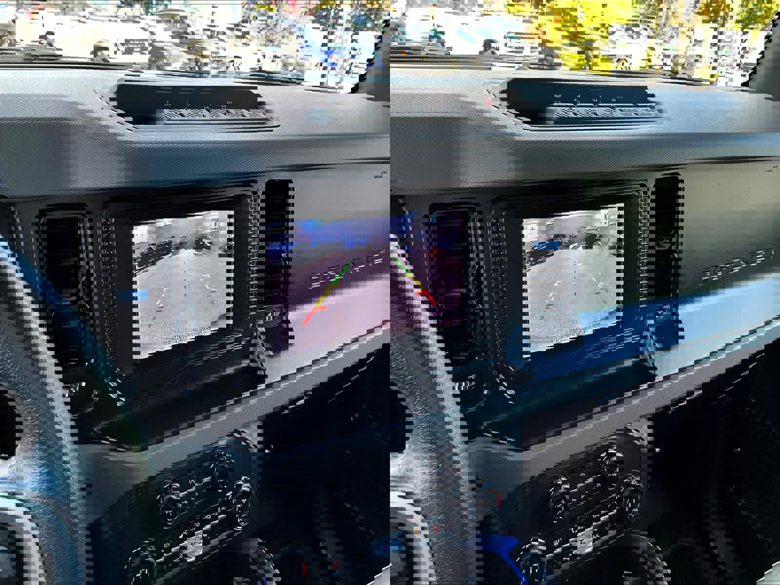 Used 2023 Ford Bronco Black Diamond w/ Sasquatch Package image 19