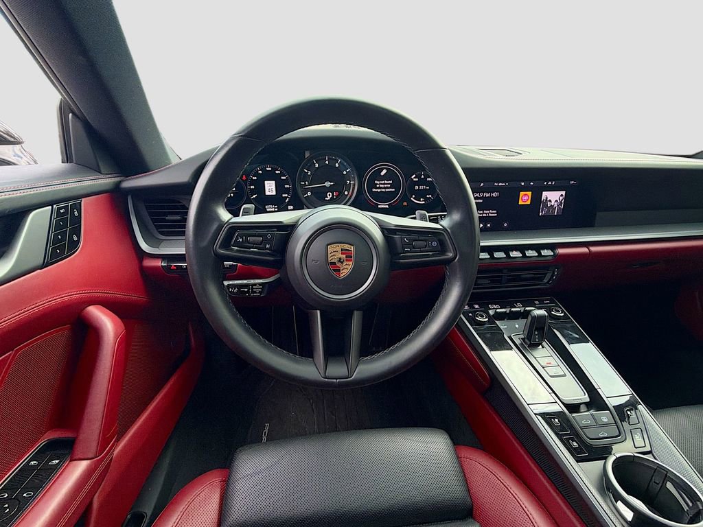 Used 2020 Porsche 911 Carrera 4S w/ Premium Package image 17