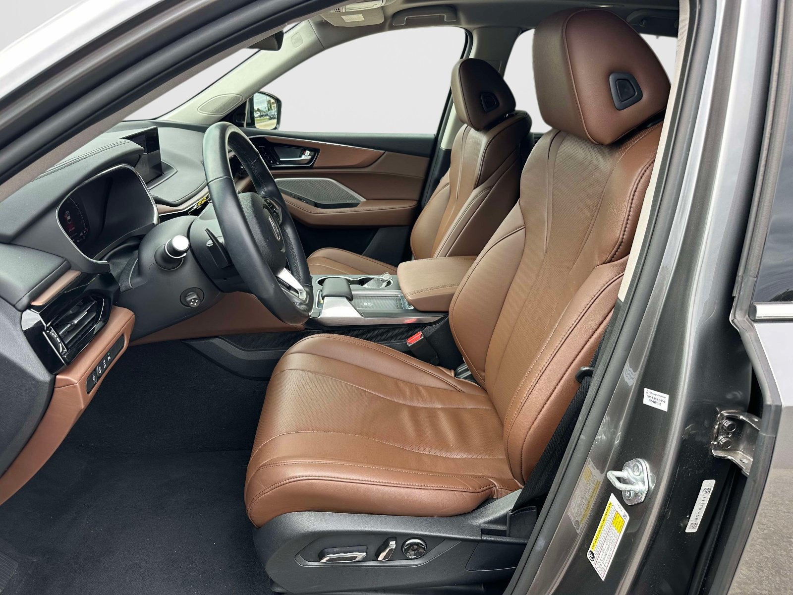 Used 2022 Acura MDX w/ Technology Package FWD image 16