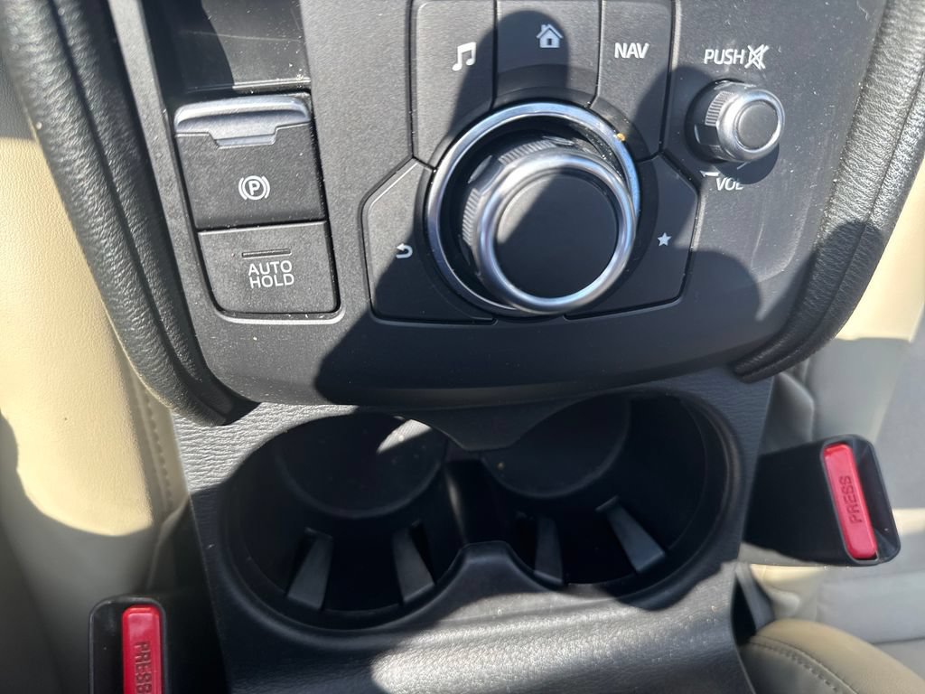 Used 2018 MAZDA CX-5 Touring w/ Preferred Equipment Package FWD image 25