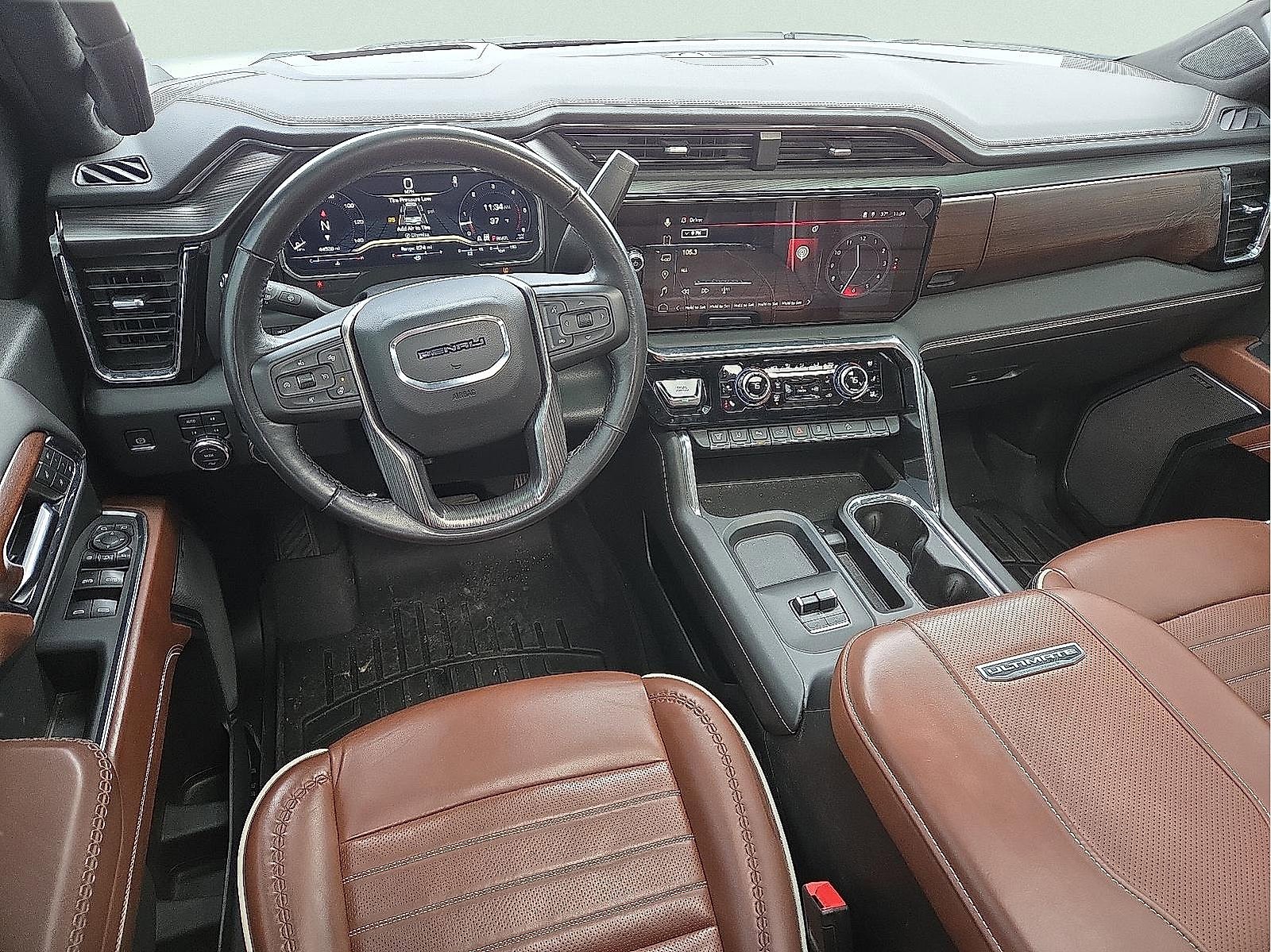 Used 2024 GMC Sierra 2500 Denali Ultimate image 11