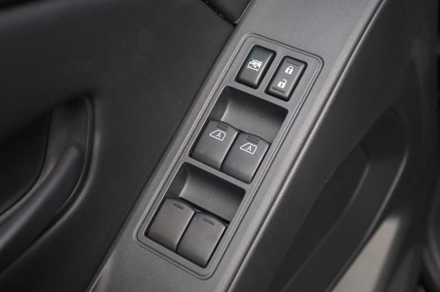 New 2026 Nissan Frontier 2WD Crew Cab image 11