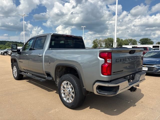 Used 2024 Chevrolet Silverado 2500 LTZ w/ LTZ Plus Package AWD/4WD image 5