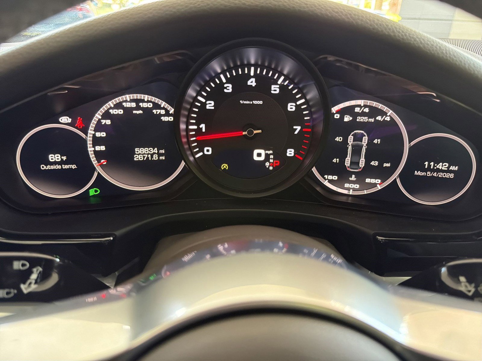 Used 2018 Porsche Panamera 4 AWD/4WD image 20