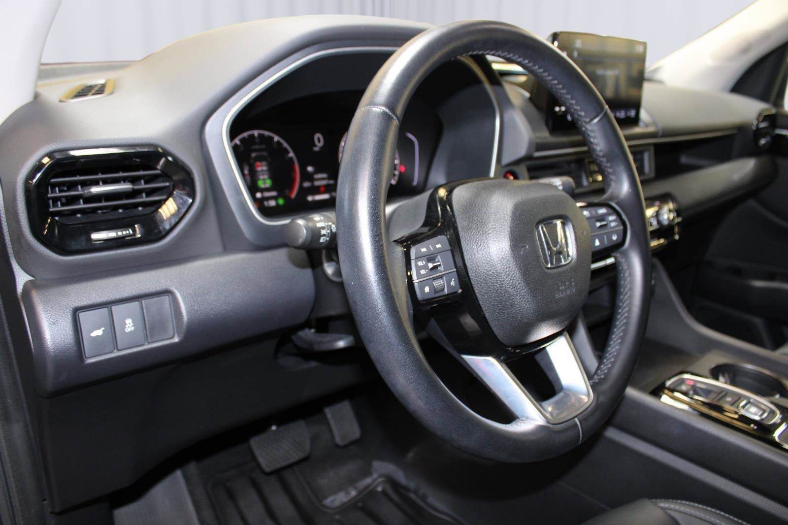 Used 2023 Honda Pilot EX-L image 14